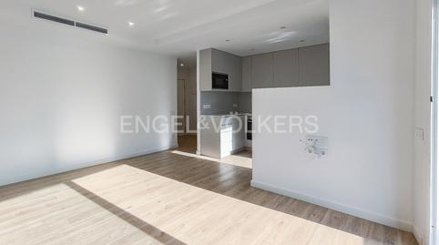 Foto 4 de Apartament de lloguer a El Baix Guinardó, Barcelona