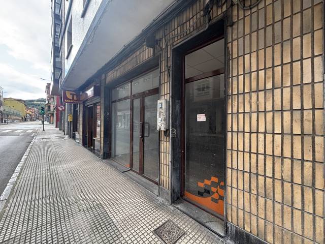 Local comercial en Alquiler en Langreo - Melquiadez alvarez, 75 en La Felguera