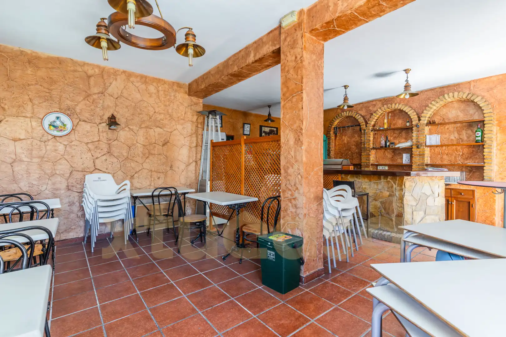 Geschaftsraum zum Verkauf in San Fernando mit Klimaanlage, Terrasse und Möbliert