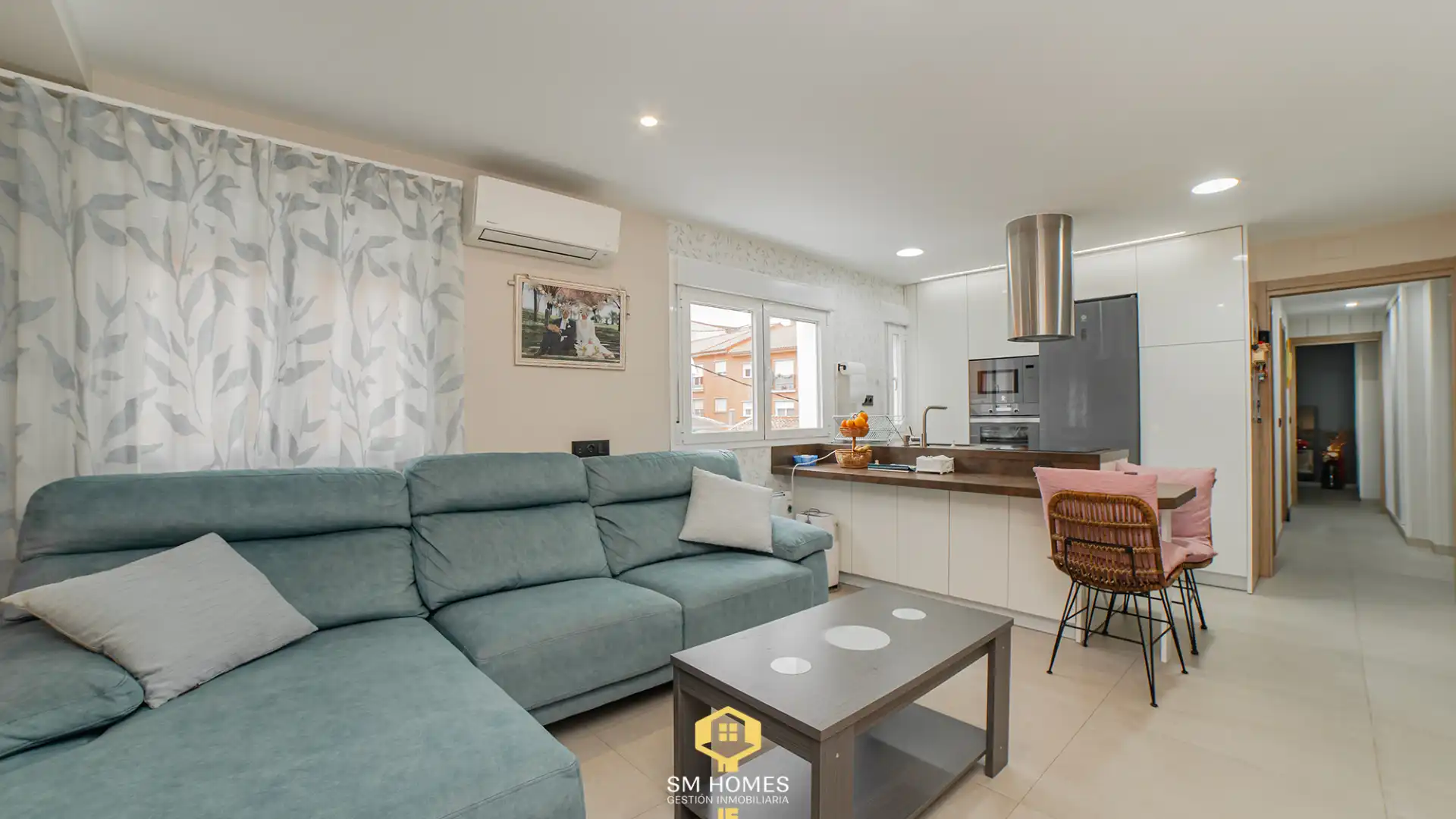 Exterior view of Flat for sale in Mejorada del Campo  with Air Conditioner and Heating