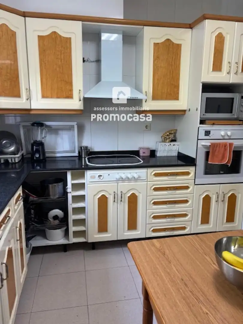Cocina de Casa o chalet en venta en Barberà del Vallès con Calefacción, Terraza y Balcón