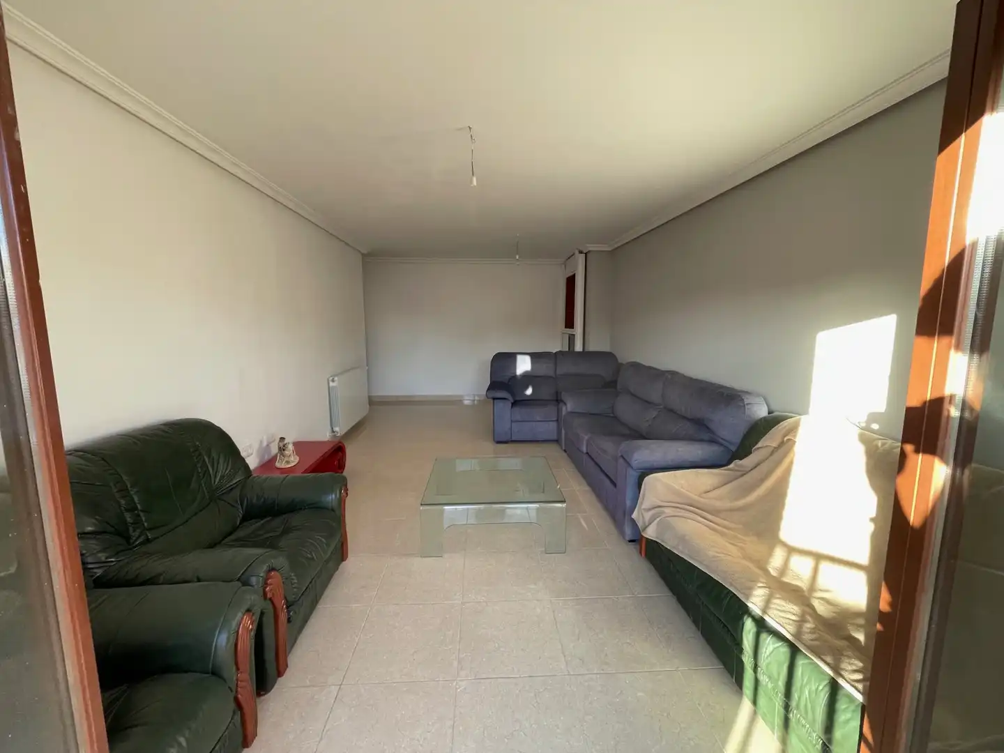 Living room of Flat for sale in Medina del Campo  with Heating, Terrace and Storage room