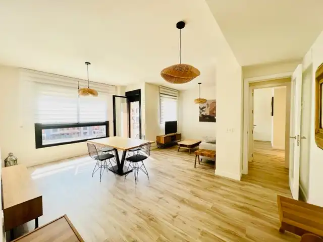 Appartamento con piscina in vendita a Calle Poeta Muñoz San Román, imagen 4