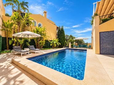 Haus mit Pool zum Verkauf in Altea Hills