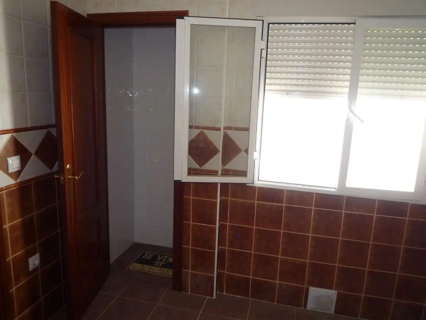 Baño de Ático en venta en Nueva Carteya con Aire acondicionado, Terraza y Trastero