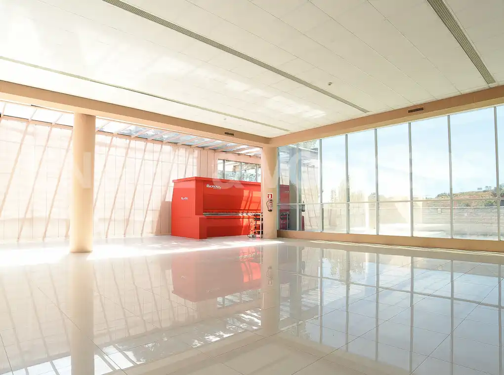 Nave industrial en venta en Sant Just Desvern