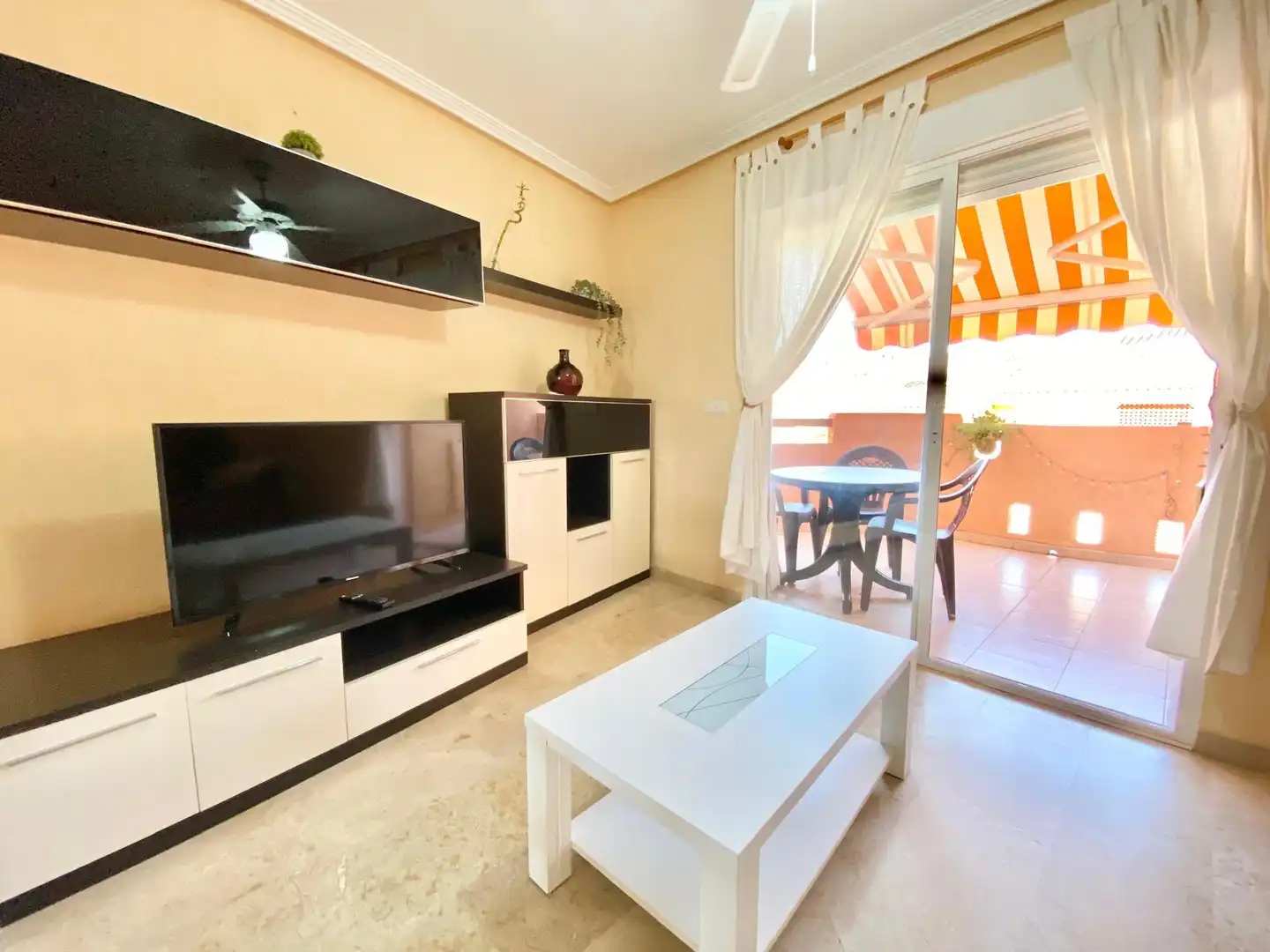 Mini appartamento con terrazza in affitto a Orihuela Costa, imagen 4