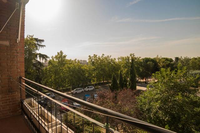Piso en Alquiler en Calle de Sancho Dávila en Fuente del Berro