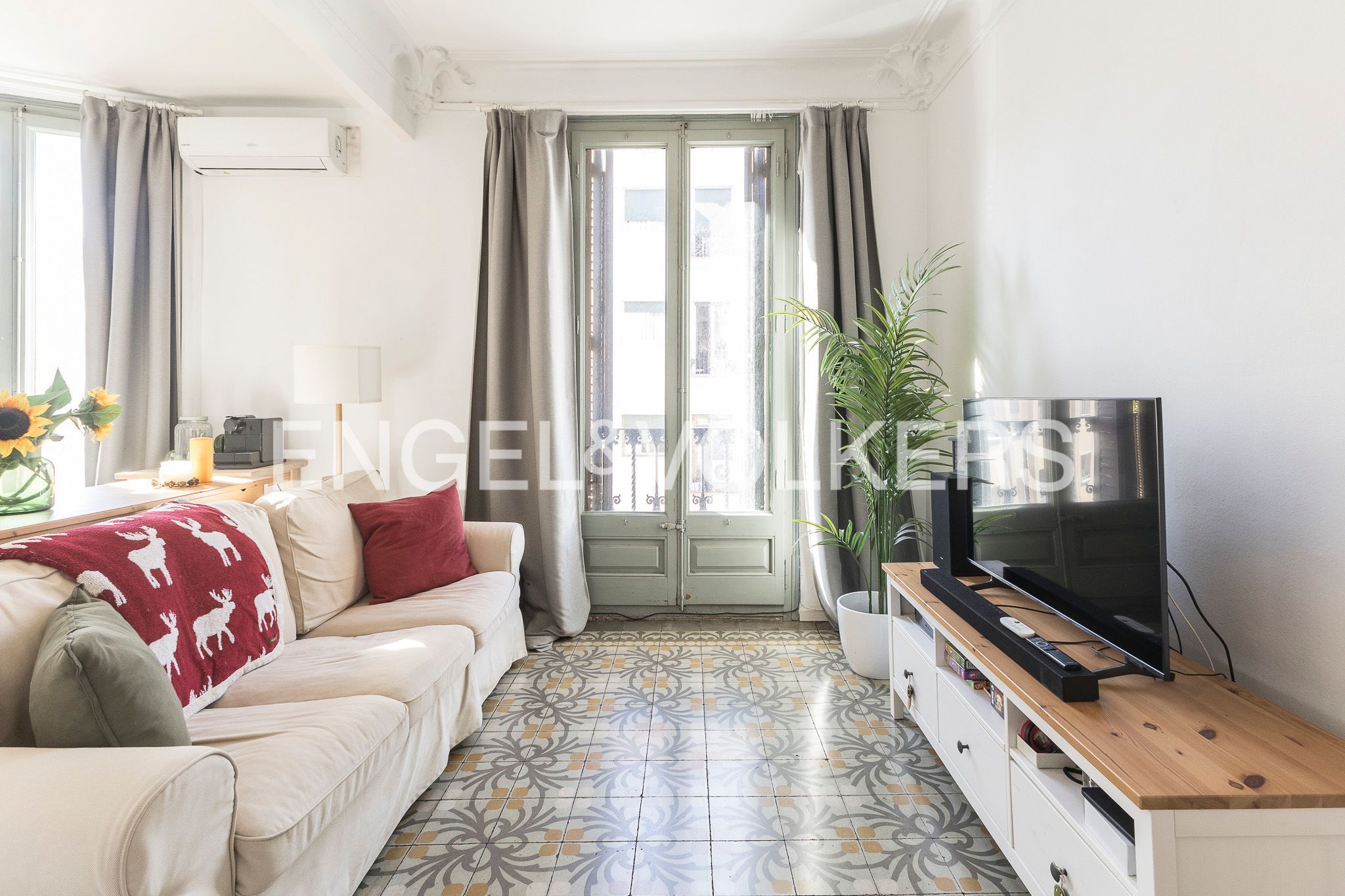 Sala d'estar de Apartament en venda en  Barcelona Capital amb Aire condicionat, Calefacció i Balcó