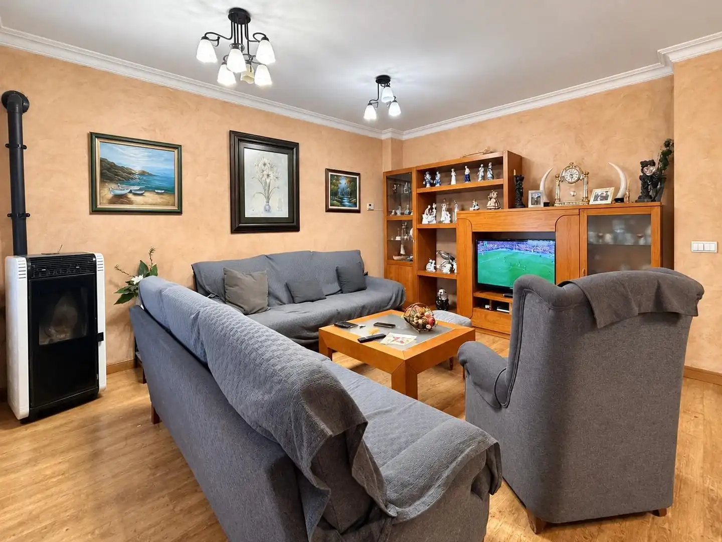 Living room of Detached homes for sale in Seseña  with Air Conditioner, Heating and Private garden