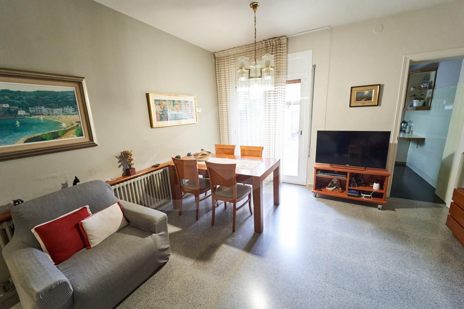 Living room of Single-family semi-detached for sale in Castellar del Vallès  with Heating and Private garden