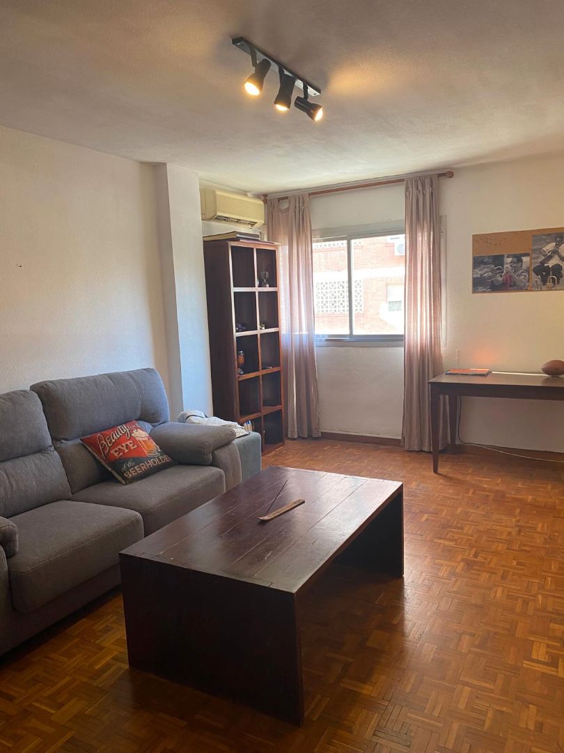 Sala d'estar de Pis en venda en  Almería Capital amb Aire condicionat