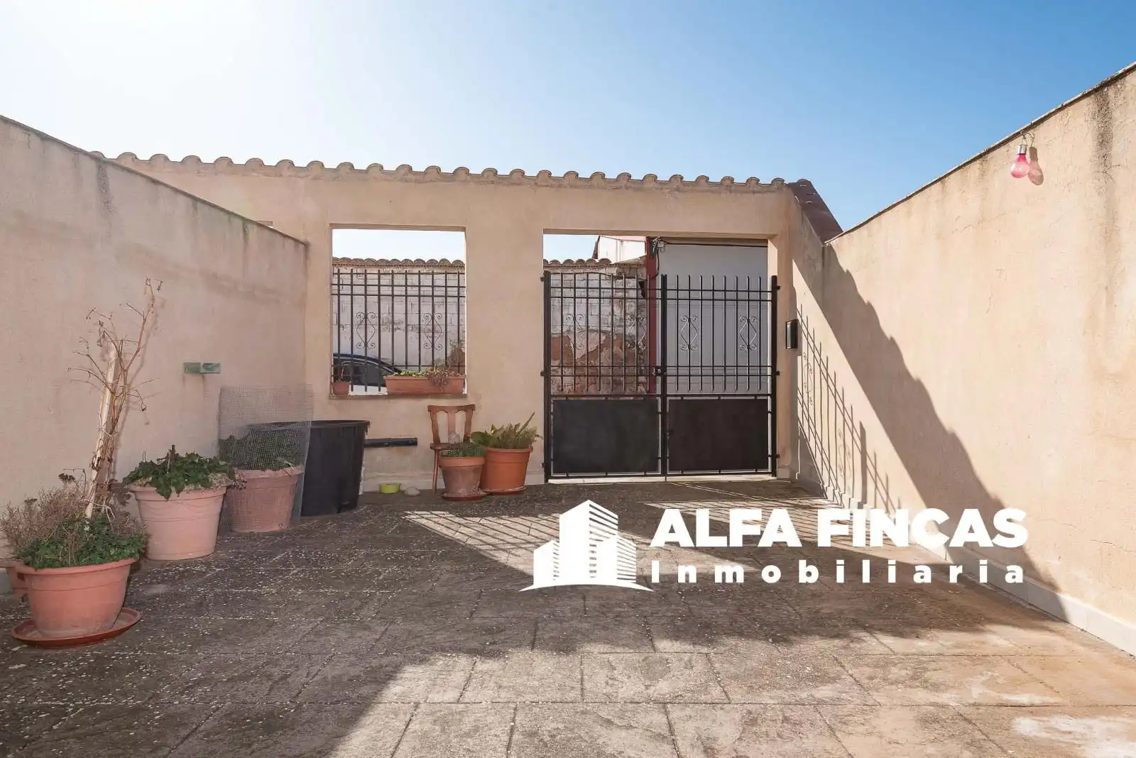 Exterior view of Detached homes for sale in Atalaya del Cañavate  with Heating, Private garden and Storage room
