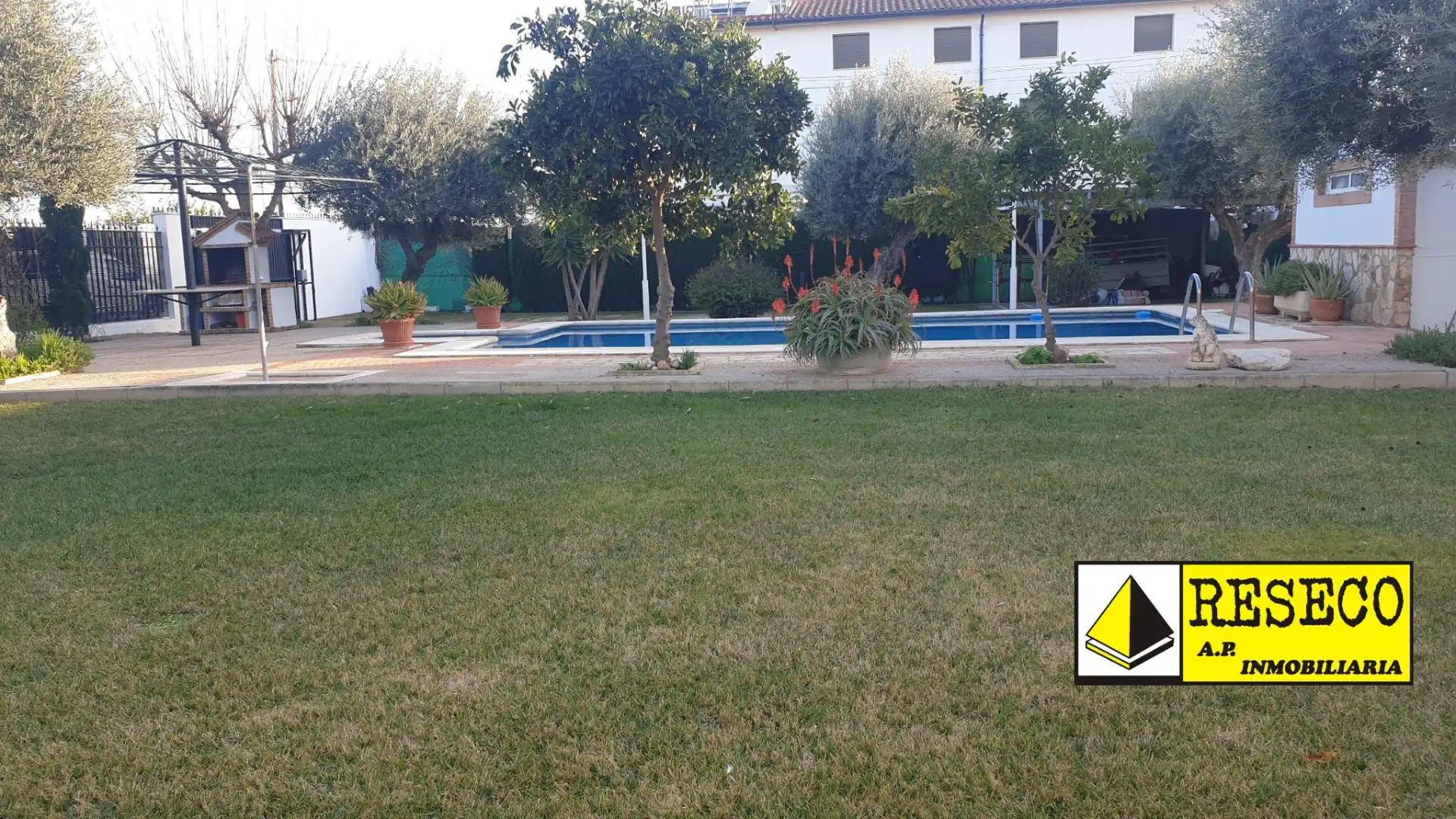 Haus mit Pool zum Verkauf in Calle Don Benito 10