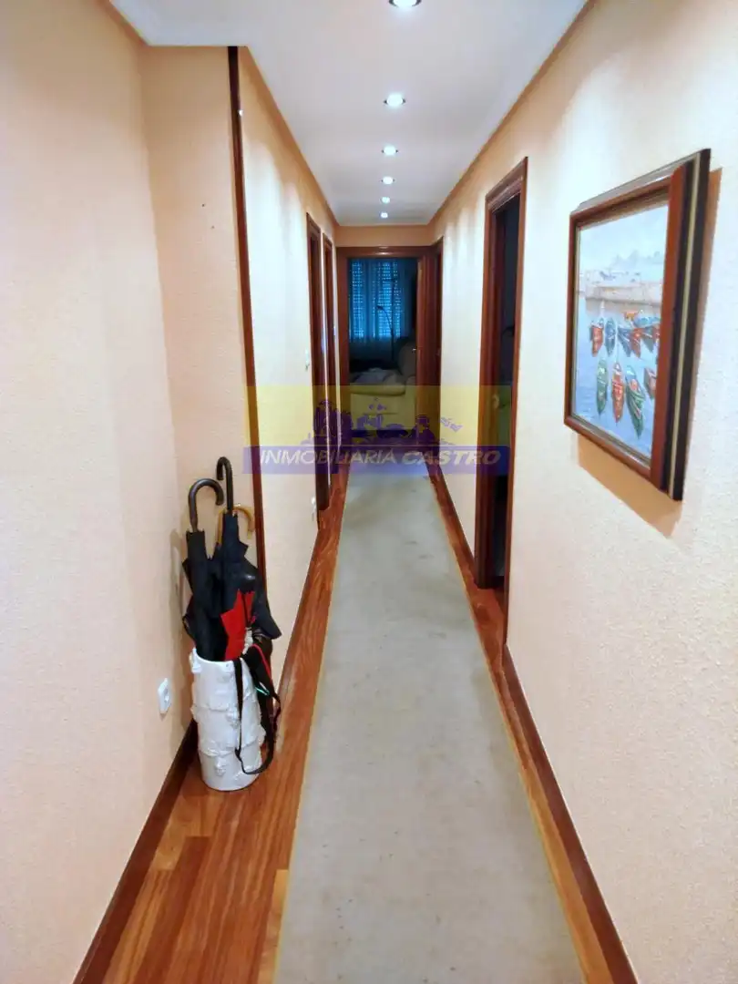 Piso en venta en Castro-Urdiales con Calefacción, Trastero y Amueblado