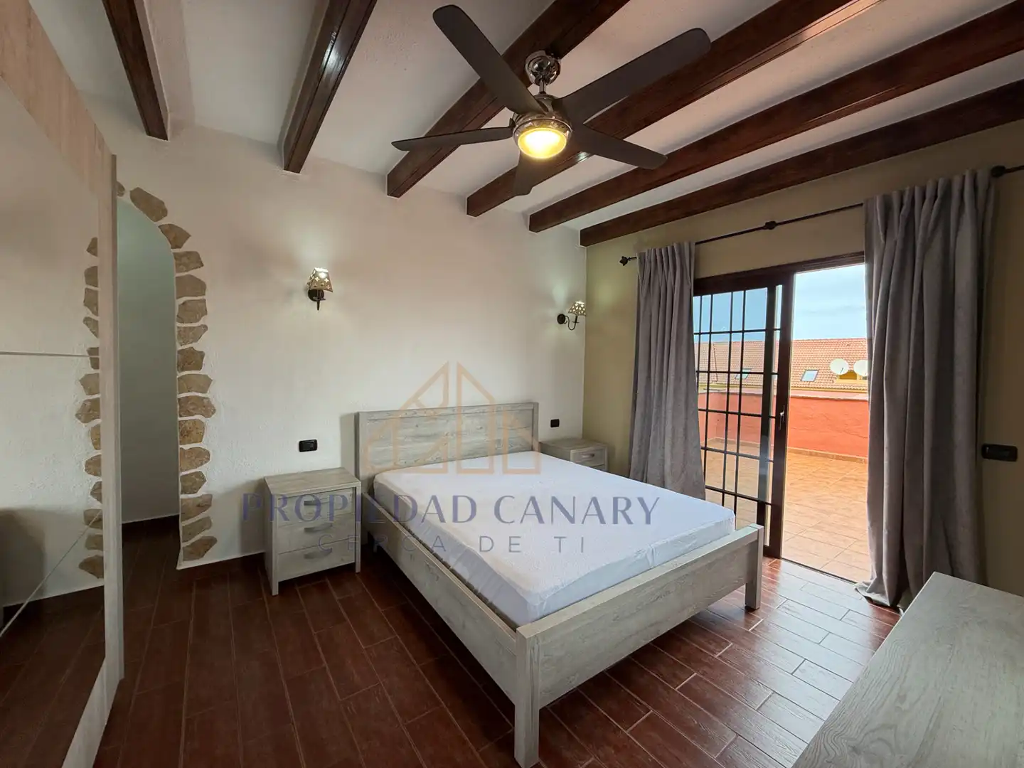 Exterior view of Flat for rent in Santa Úrsula  with Terrace, Furnished and Oven