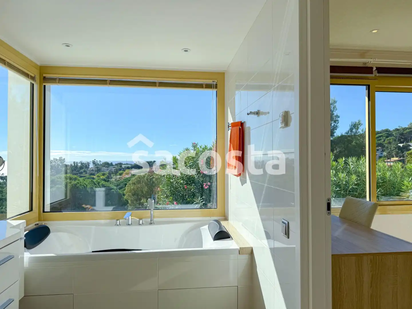 Baño de Casa o chalet en venta en Blanes con Terraza, Piscina y Amueblado