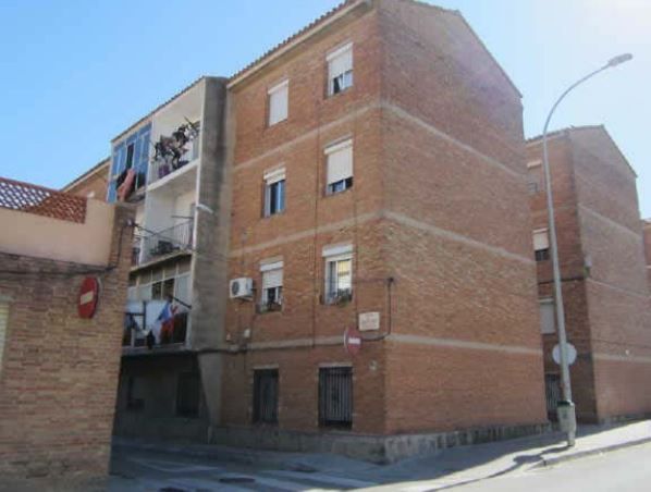 Vista exterior de Pis en venda en Cerdanyola del Vallès
