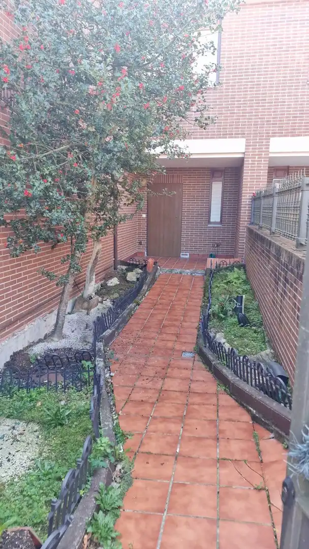 Chalet con terraza en venta en El Astillero, imagen 3