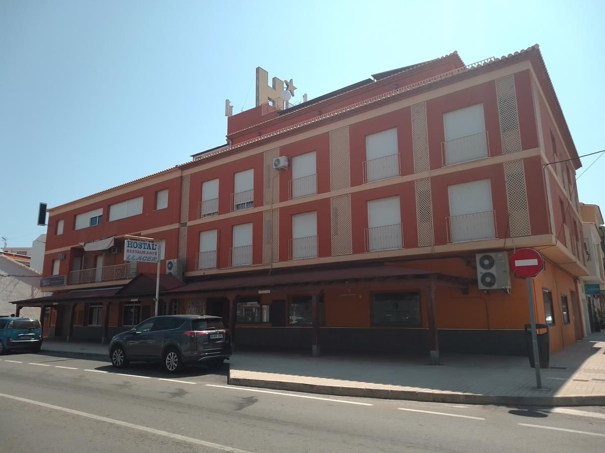 Vista exterior de Edifici en venda en Dénia