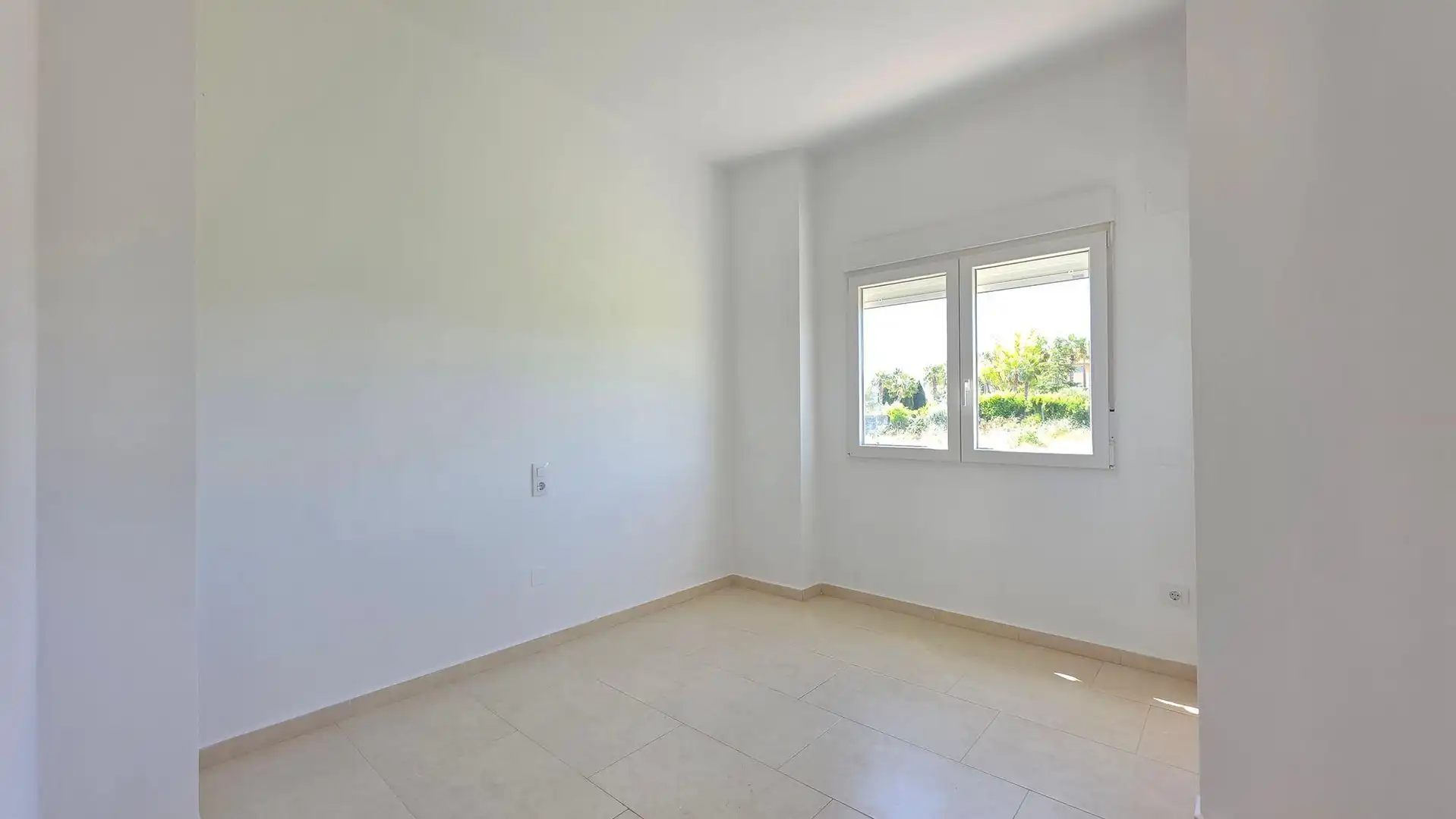 Habitación de Casa adosada en venta en Benicolet con Jardín privado y Piscina