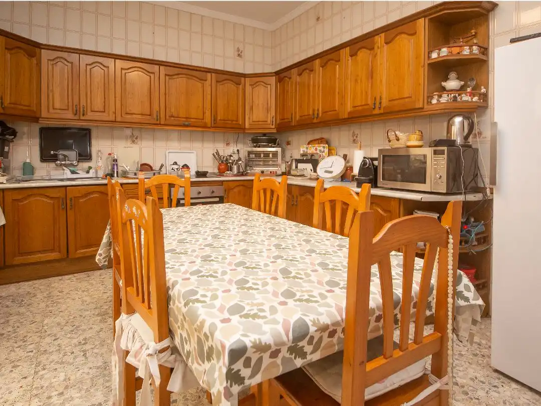Cuina de Planta baixa en venda en La Línea de la Concepción amb Terrassa