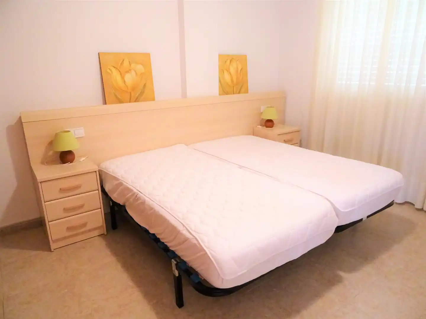Dormitori de Apartament de lloguer en Alcalà de Xivert amb Aire condicionat, Terrassa i Moblat