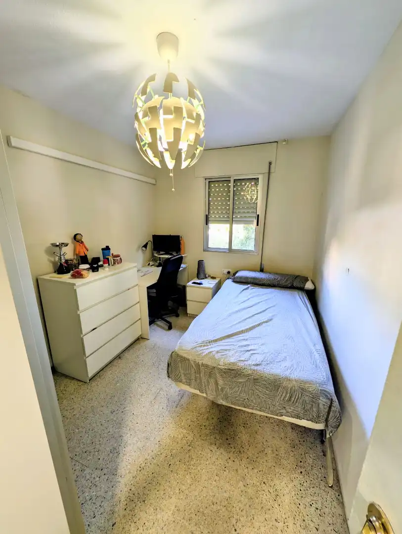 Bedroom of Flat for sale in Sur