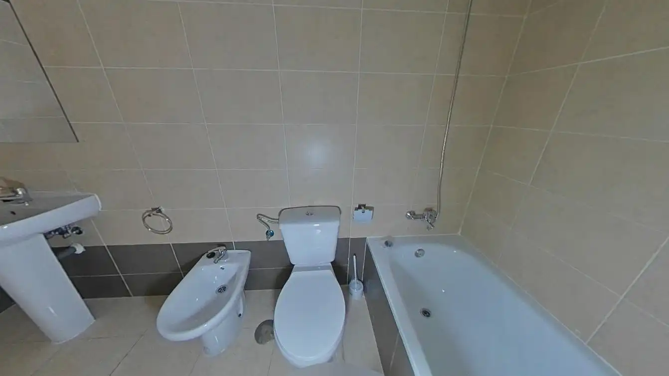Baño de Piso en venta en Torrevieja con Piscina