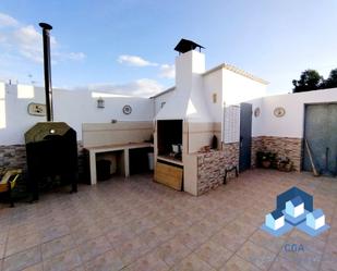 Vista exterior de Casa o xalet en venda en Lorca amb Aire condicionat, Terrassa i Piscina