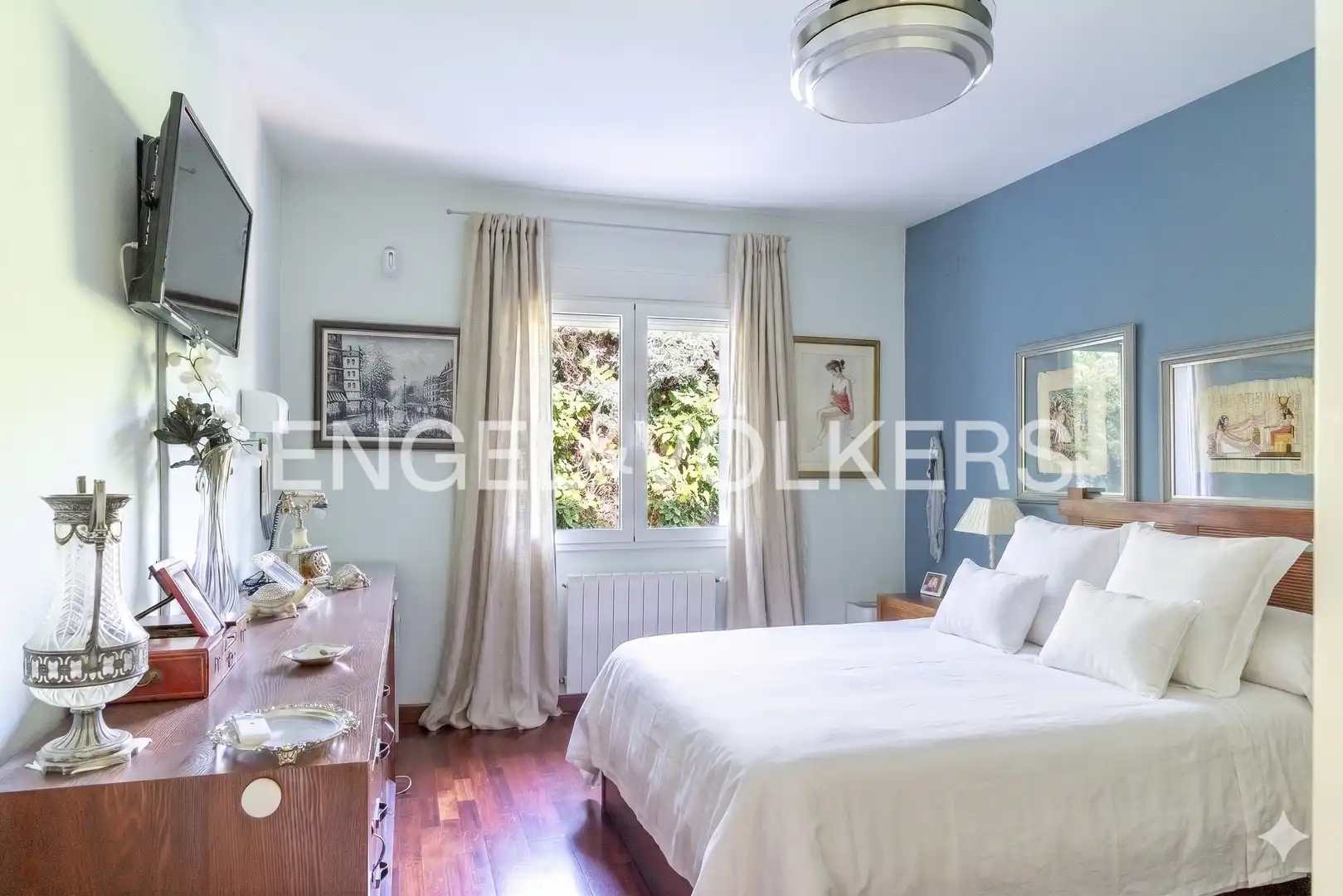 Bedroom of Houses for sale in Majadahonda  with Air Conditioner, Heating and Private garden