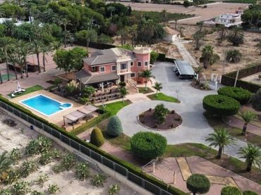 Casa con piscina in vendita a N/A