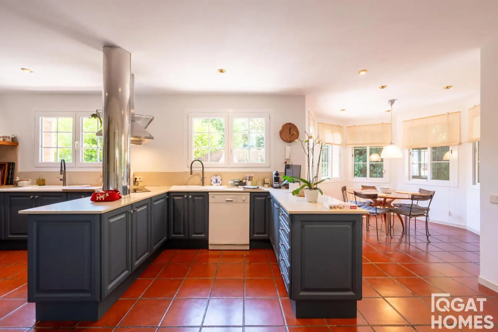Kitchen of Houses for sale in Sant Cugat del Vallès  with Heating, Terrace and Storage room