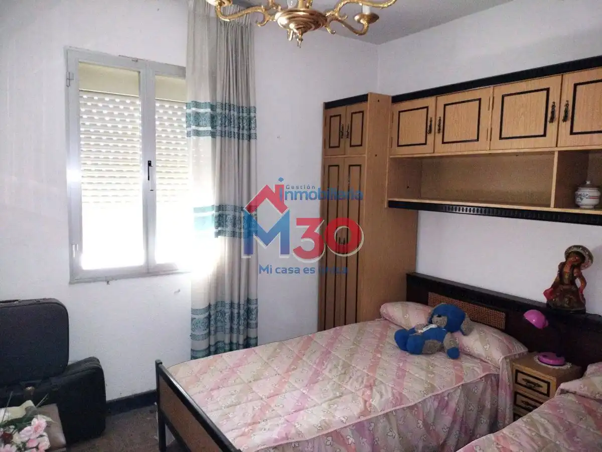 Schlafzimmer von Wohnung zum Verkauf in Miranda de Ebro mit Heizung