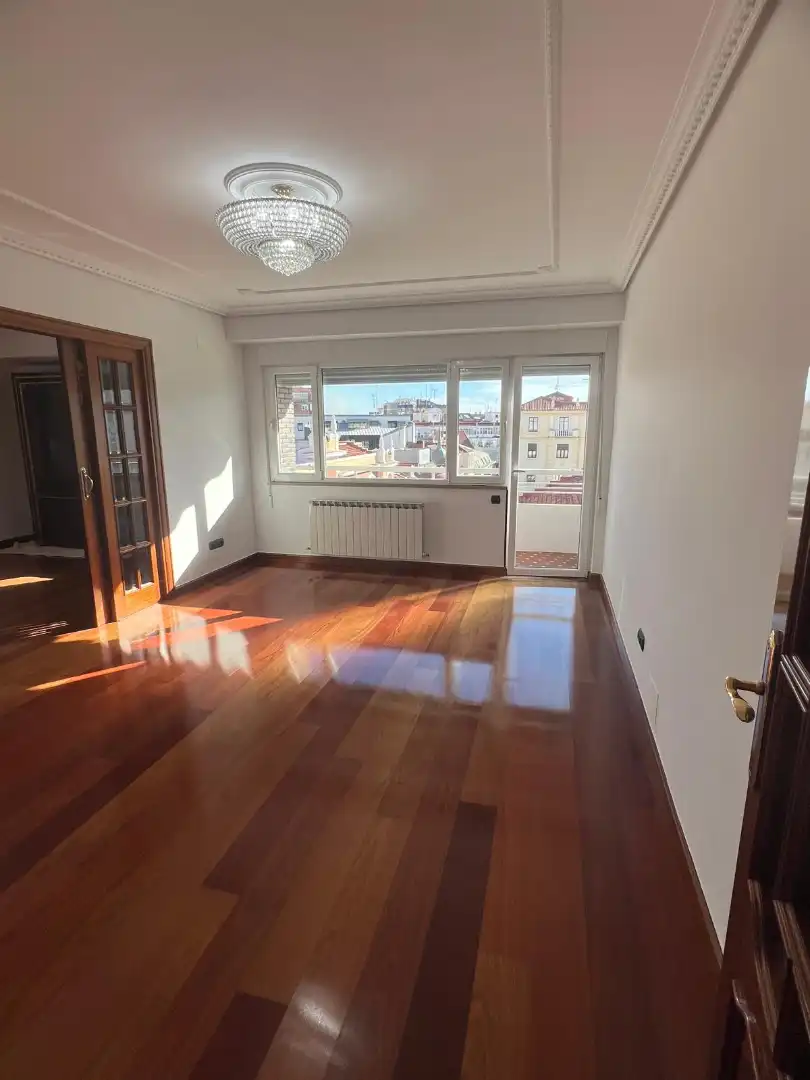 Schlafzimmer von Wohnung zum Verkauf in Valladolid mit Heizung, Parkett und Terrasse
