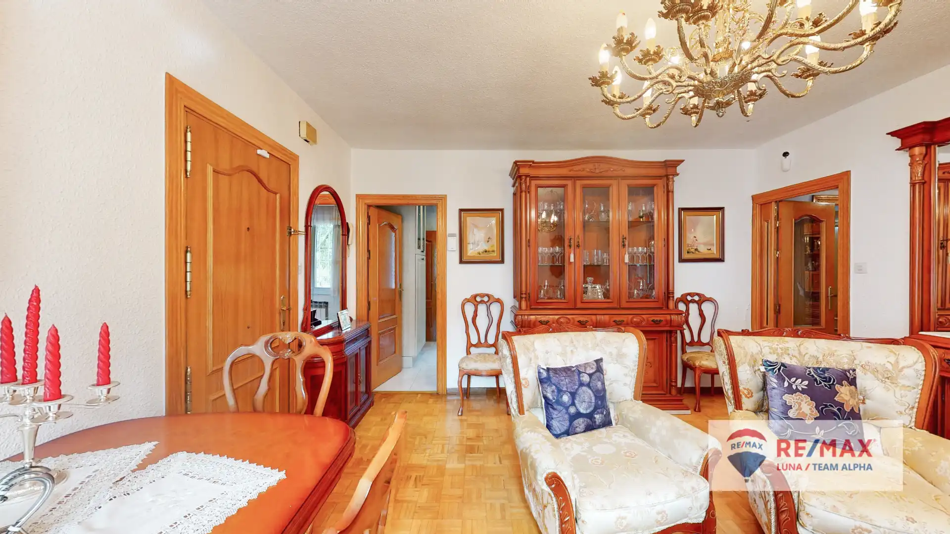 Flat with garden for sale in Calle del General Cadenas Campos 34, imagen 4
