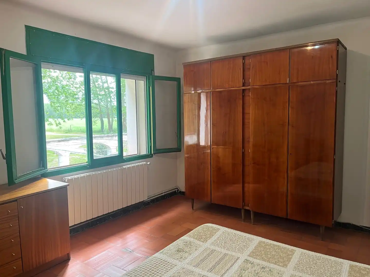 Habitación de Finca rústica en venta en Bescanó con Calefacción y Terraza