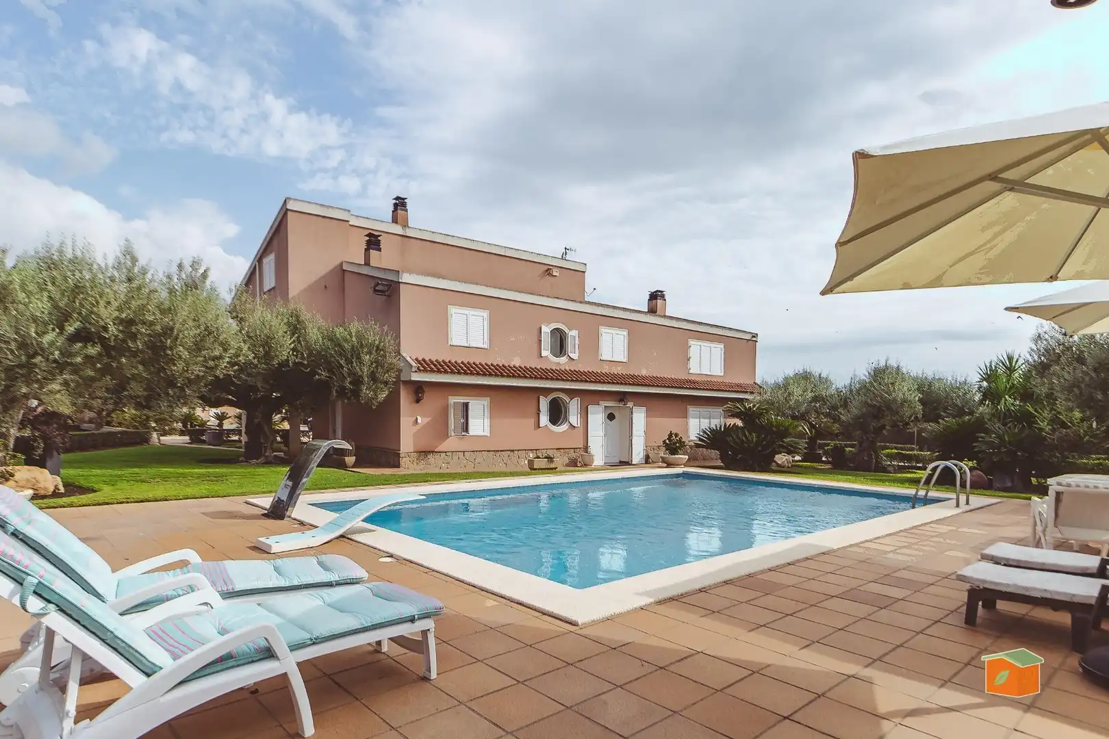 Villa avec terrasse à vendre à Roquetes