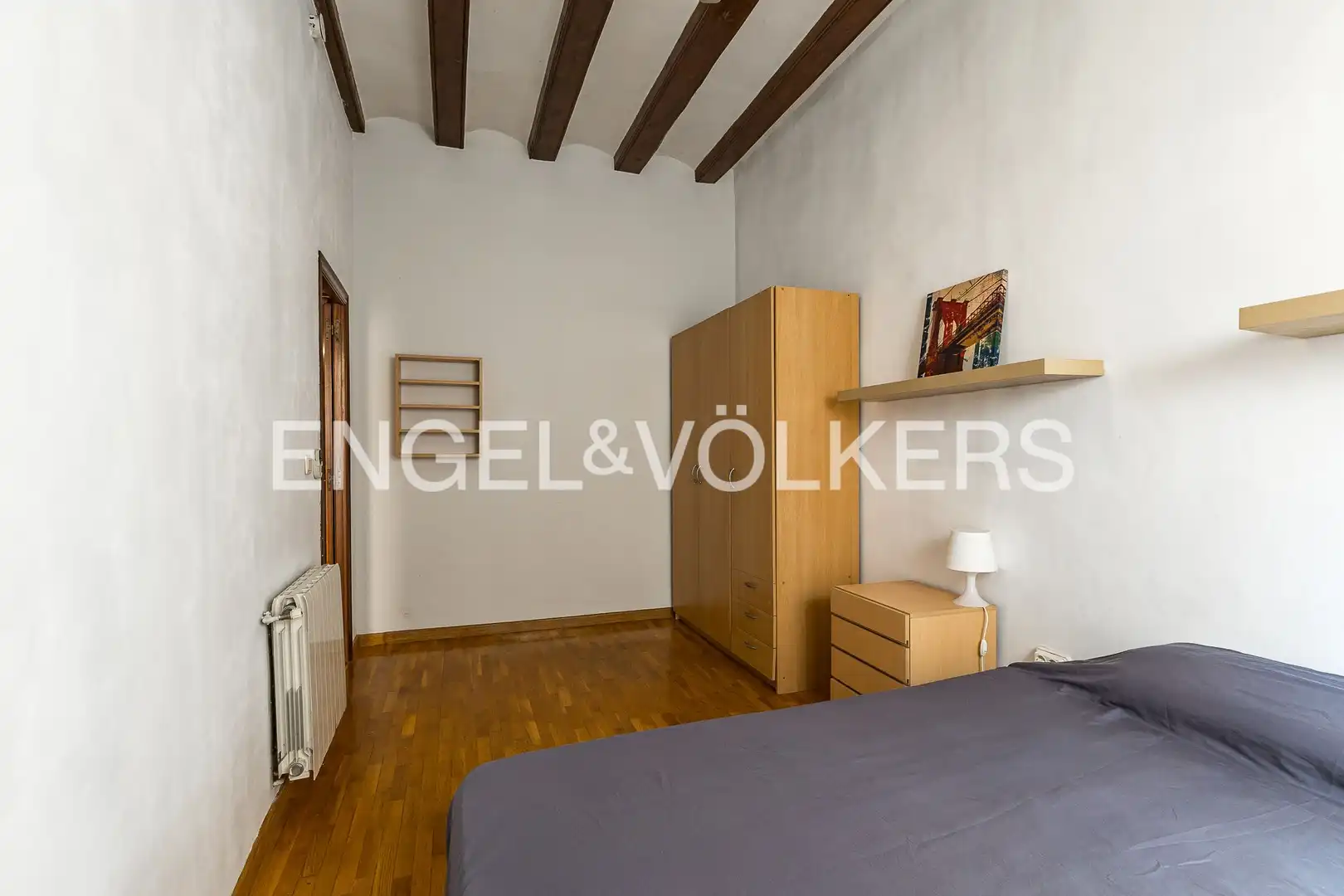 Habitación de Piso en venta en Barcelona con Calefacción, Amueblado y Balcón