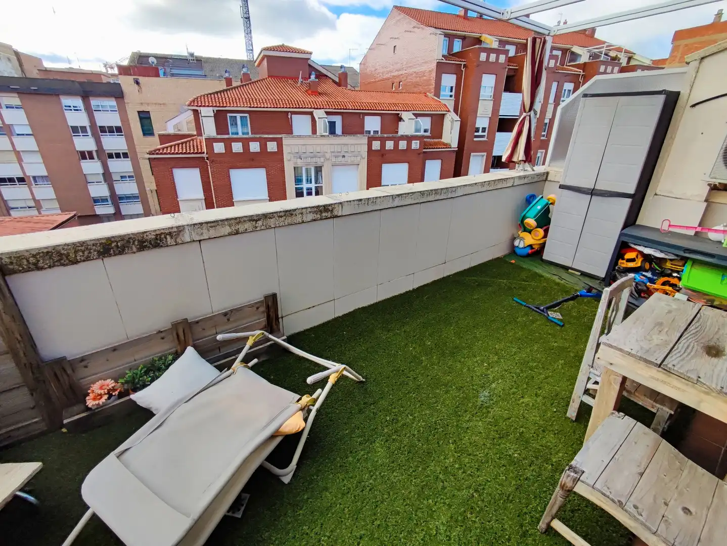 Terrace of Attic for sale in Palencia  with Air Conditioner, Heating and Parquet flooring