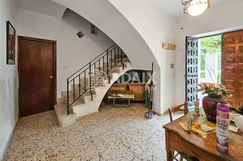 Casa o chalet en venta en Úbeda con Terraza, Trastero y Balcón