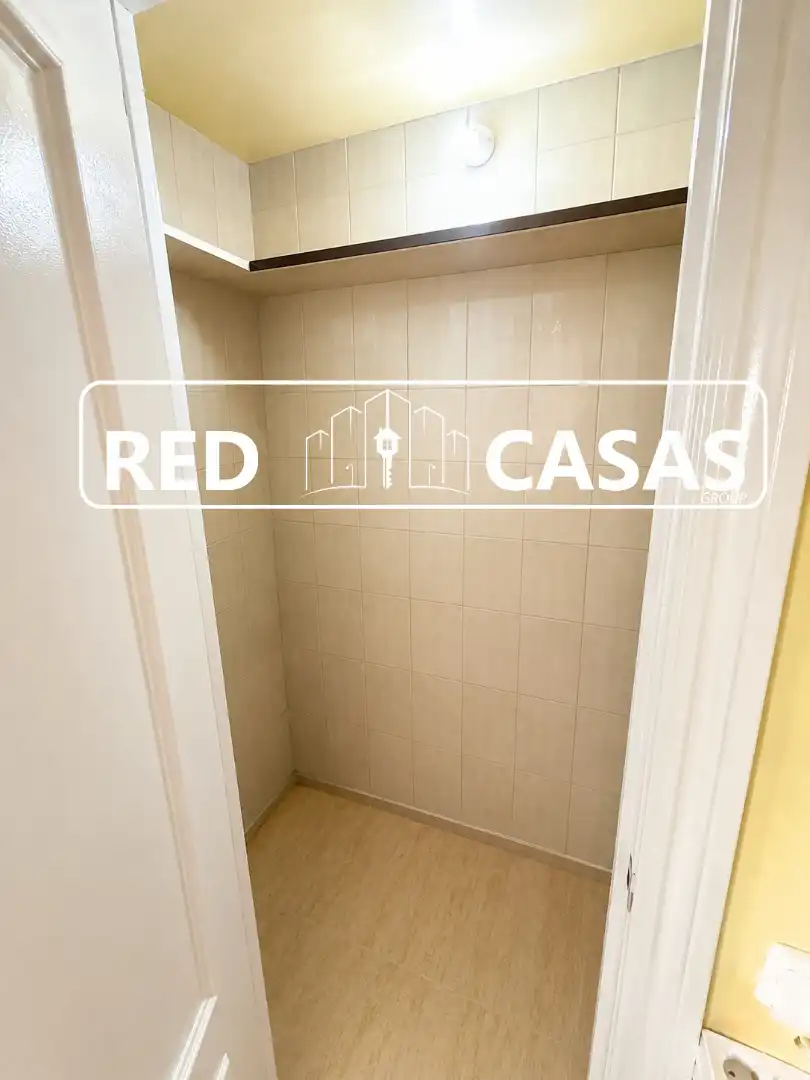 Piso en venta en Esplugues de Llobregat con Terraza y Trastero