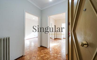 Bedroom of Flat for sale in  Barcelona Capital  with Heating