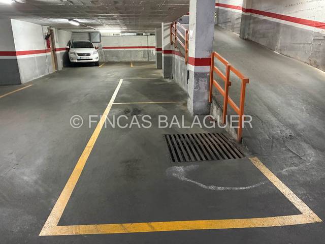 Garaje en Alquiler en Carrer de Valladolid en Sants