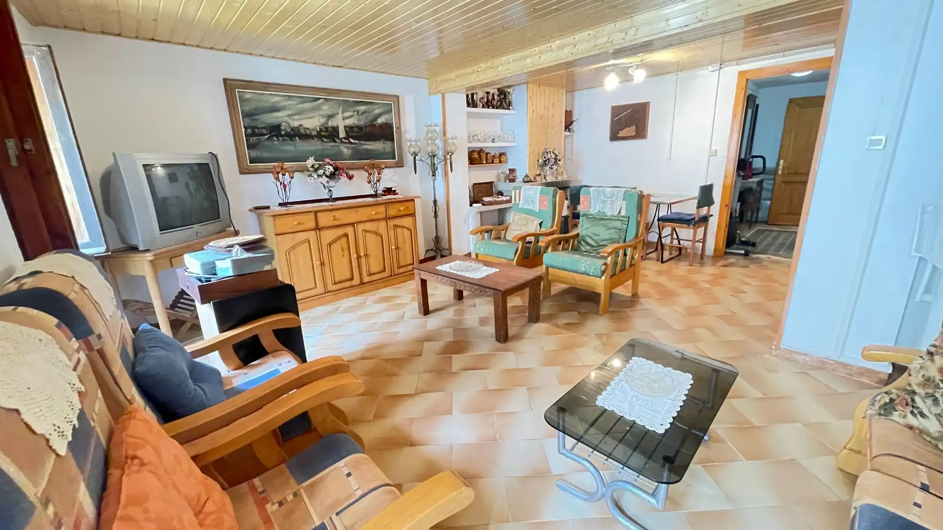 Sala d'estar de Finca rústica en venda en Passanant i Belltall amb Aire condicionat