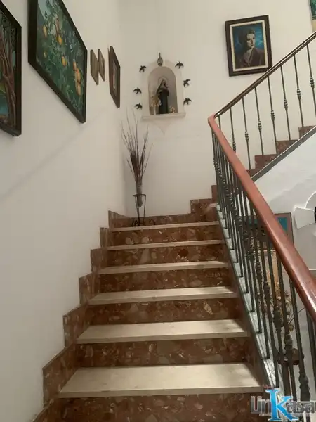 Casa o xalet en venda en Linares amb Terrassa i Balcó