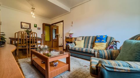 Foto 2 de Planta baja en venta en Avenida Solvay, Inmobiliaria - Barreda, Torrelavega
