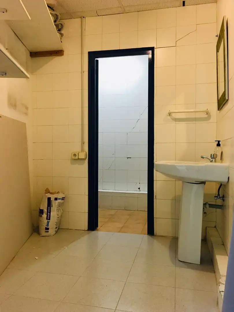 Gewerbefläche zum Verkauf in Corbera de Llobregat, imagen 8
