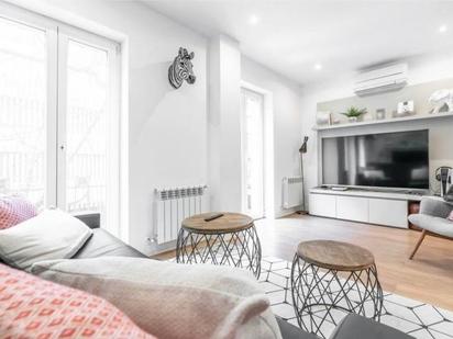 Wohnzimmer von Wohnung zum verkauf in  Madrid Capital mit Klimaanlage, Terrasse und Balkon