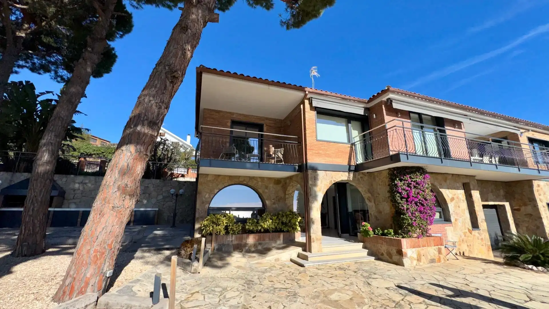 Detached house with terrace for sale in Alella, imagen 7